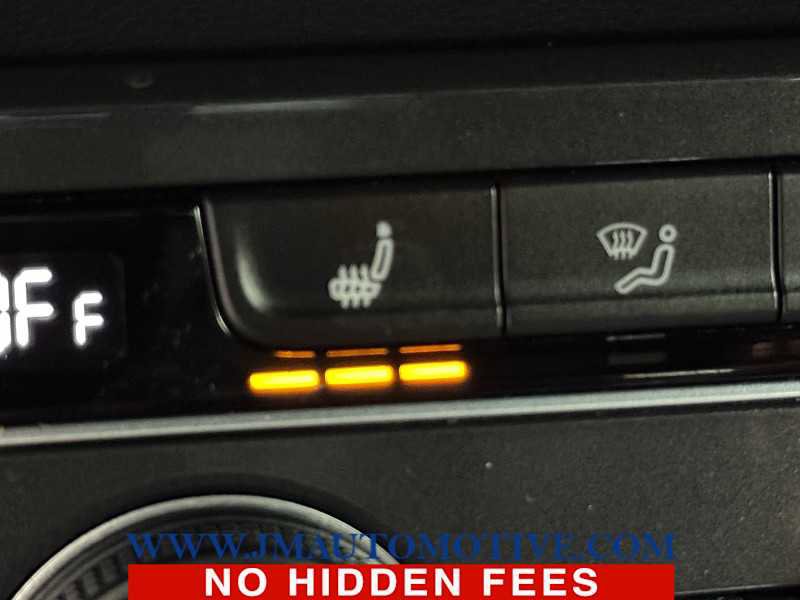 Used 2021 Volkswagen Tiguan SE R-Line image 41