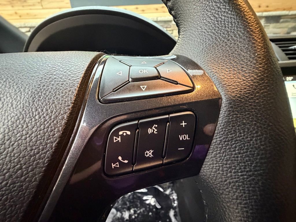 Used 2018 Ford Explorer XLT w/ Equipment Group 202A image 23