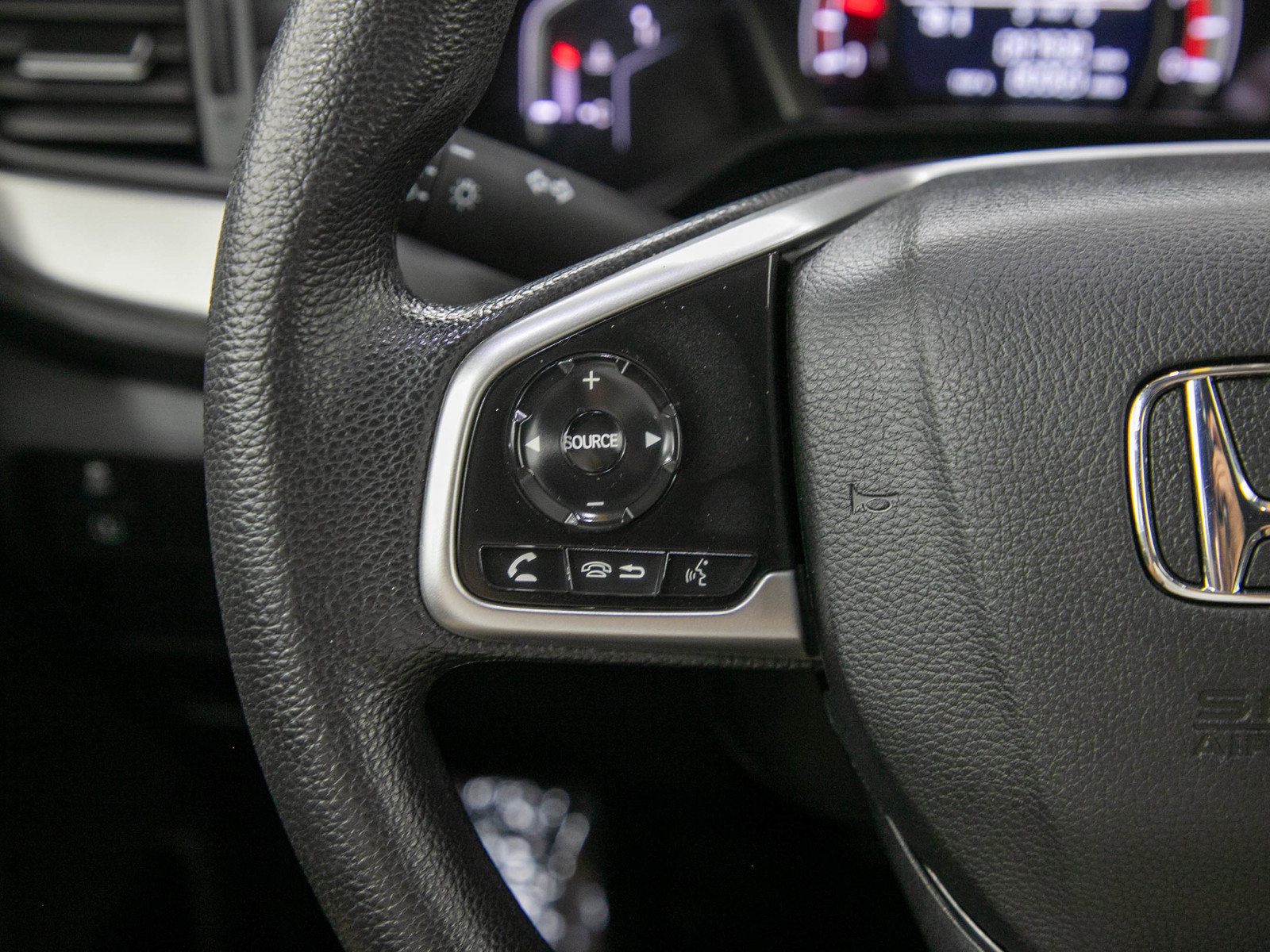 Used 2019 Honda CR-V LX image 23