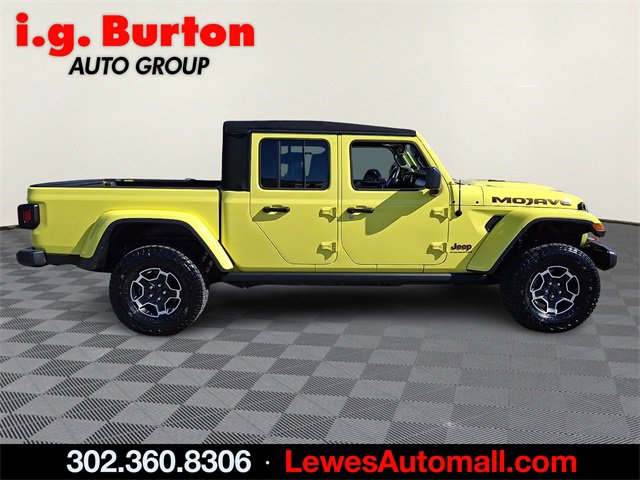 Used 2023 Jeep Gladiator Mojave w/ Cold Weather Group image 7