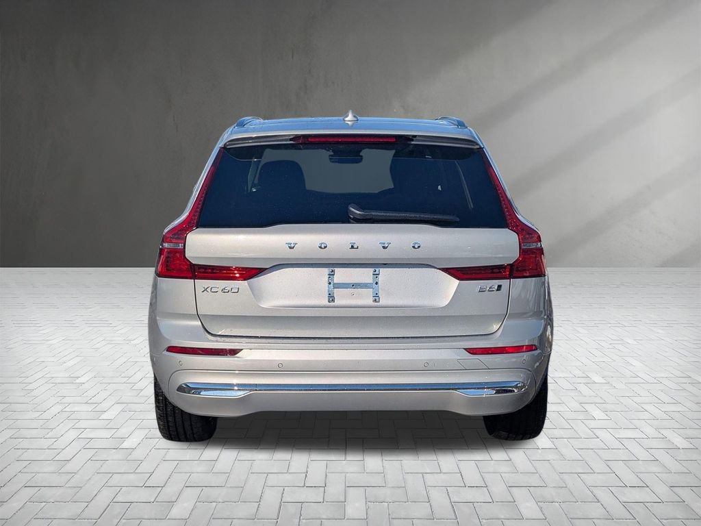 Used 2023 Volvo XC60 B6 Ultimate w/ Climate Package image 6