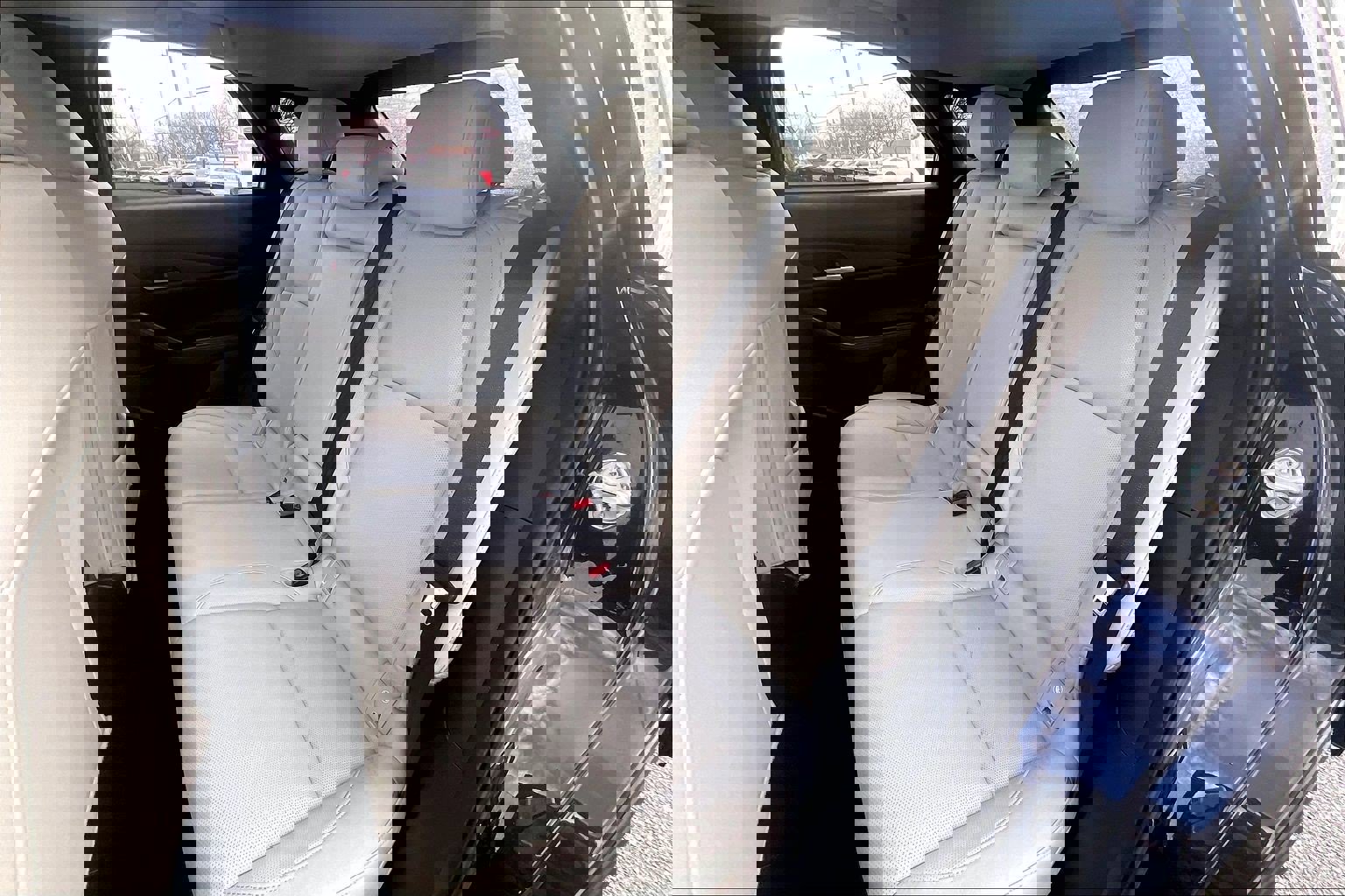 Used 2023 MAZDA CX-30 AWD 2.5 S w/ Premium Package image 31