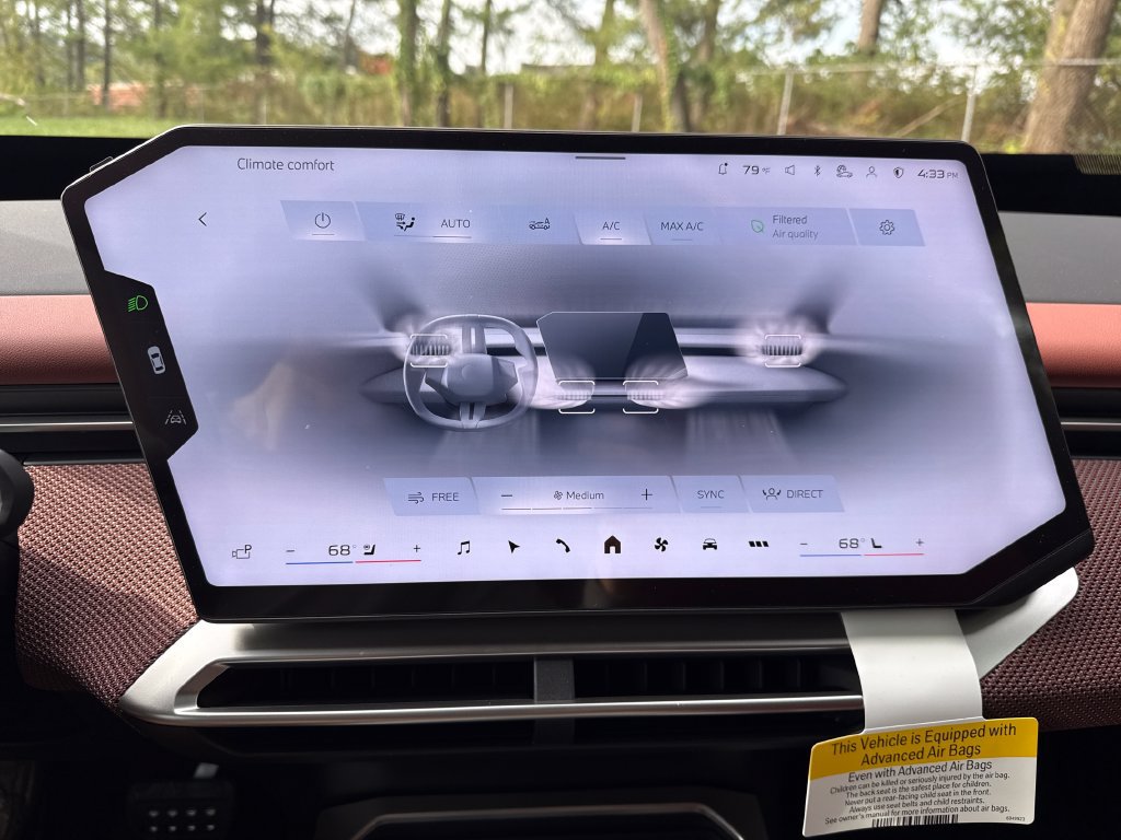 New 2027 BMW iX3 50 xDrive AWD/4WD image 17