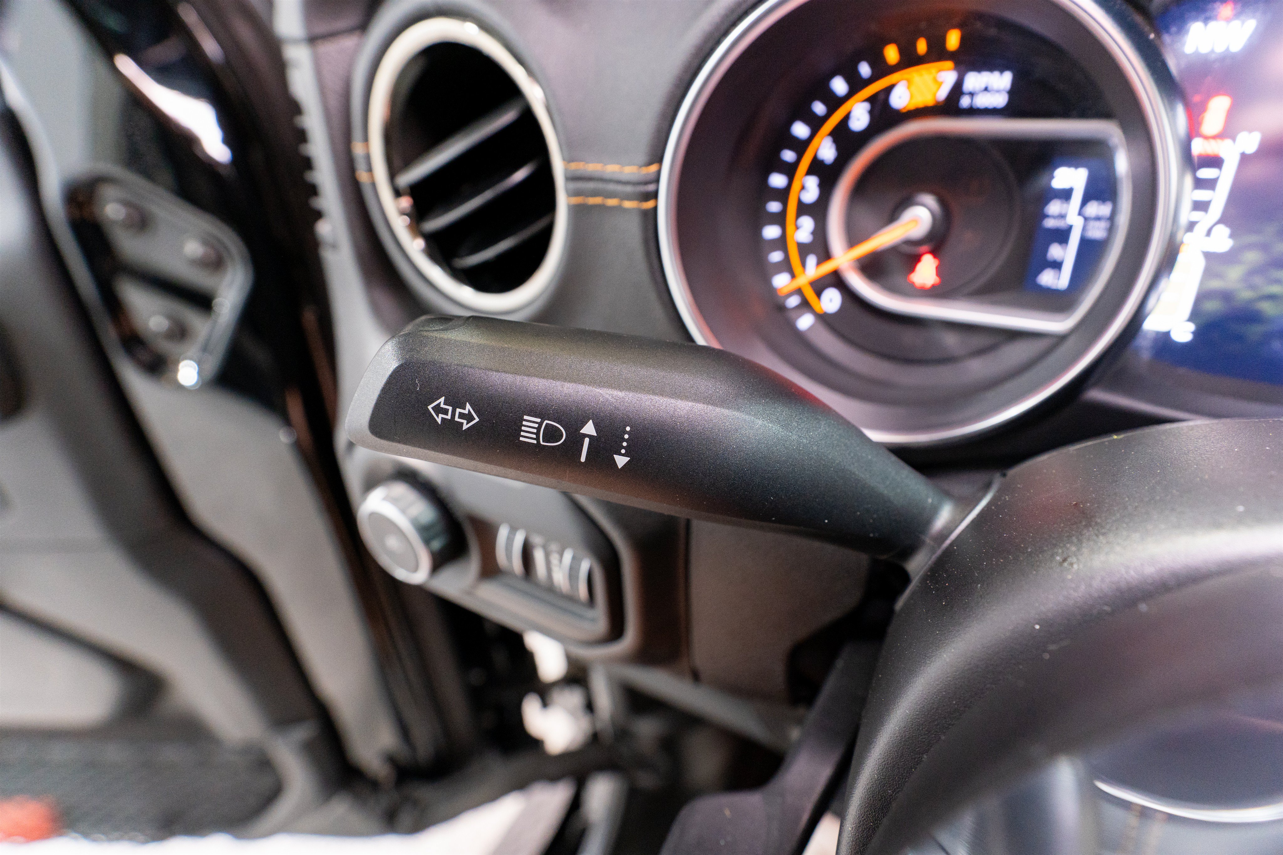 Used 2021 Jeep Wrangler Unlimited Sahara AWD/4WD image 27