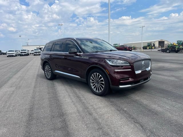 Used 2022 Lincoln Aviator Reserve AWD/4WD image 3