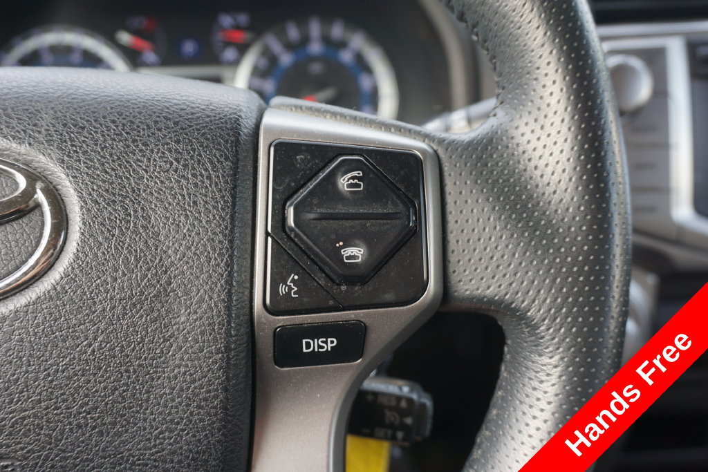 Used 2017 Toyota 4Runner SR5 Premium AWD/4WD image 4