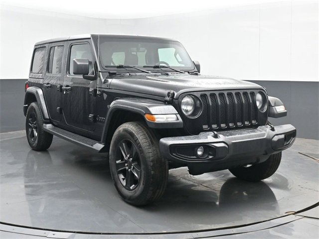 Used 2020 Jeep Wrangler Unlimited Sahara image 4