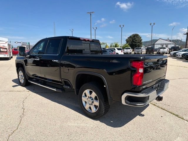 Used 2020 Chevrolet Silverado 2500 LTZ w/ LTZ Premium Package AWD/4WD image 3