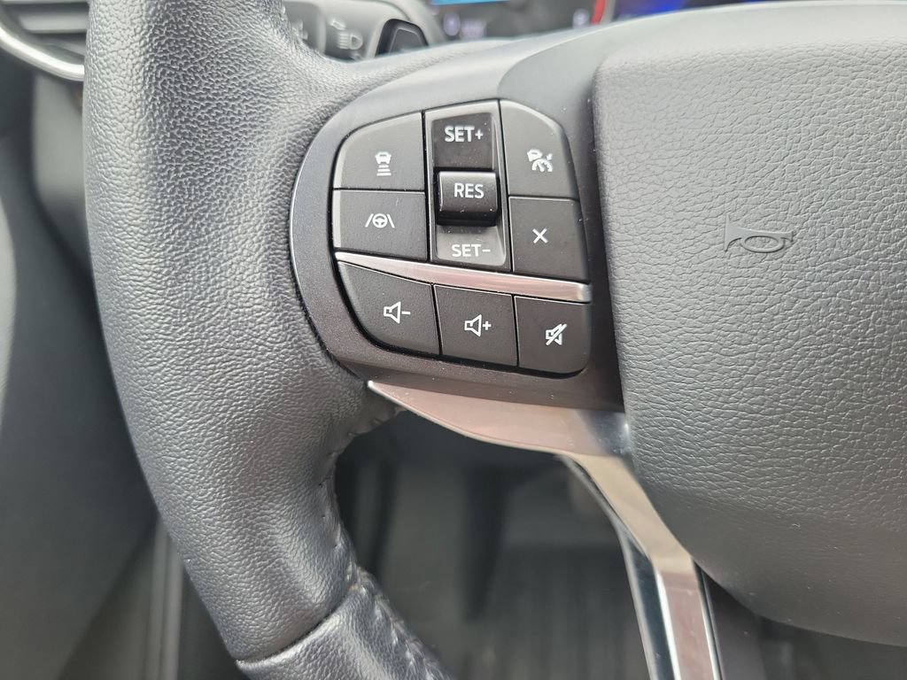 Used 2020 Ford Explorer Limited RWD image 25