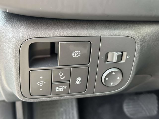 Used 2024 Hyundai Ioniq 6 SEL AWD/4WD image 21