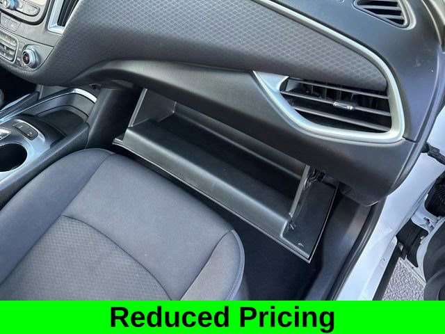 Used 2024 Chevrolet Malibu LT FWD image 43