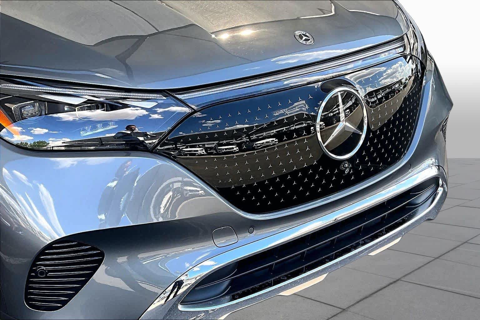 Certified 2025 Mercedes-Benz EQE 350+ 4MATIC SUV w/ Winter Package image 29