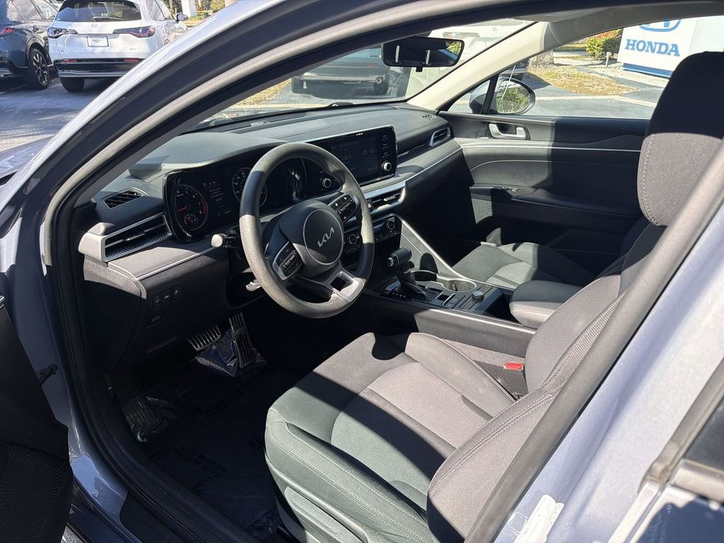 Used 2022 Kia K5 LXS image 24