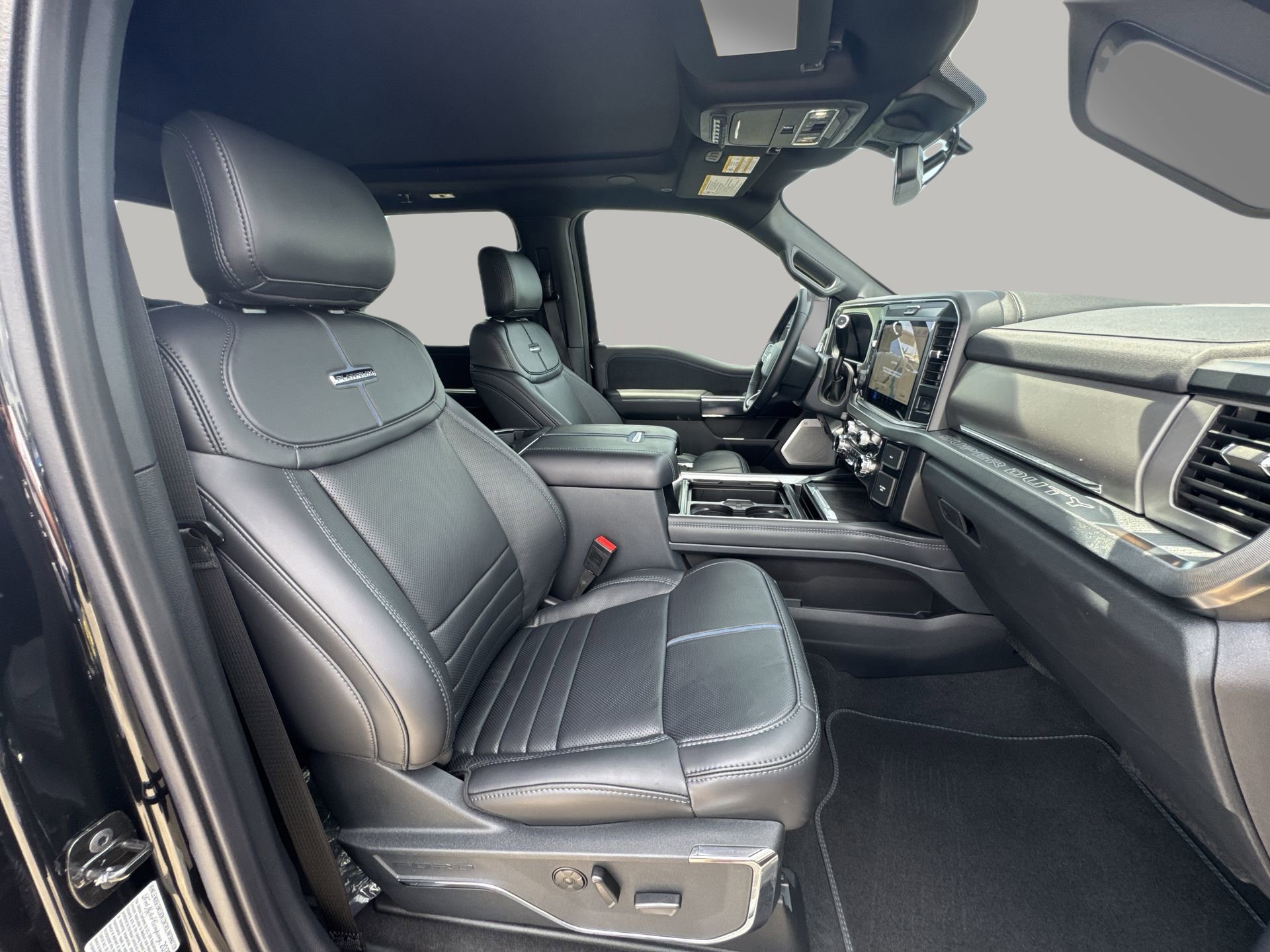 New 2025 Ford F250 Platinum image 44
