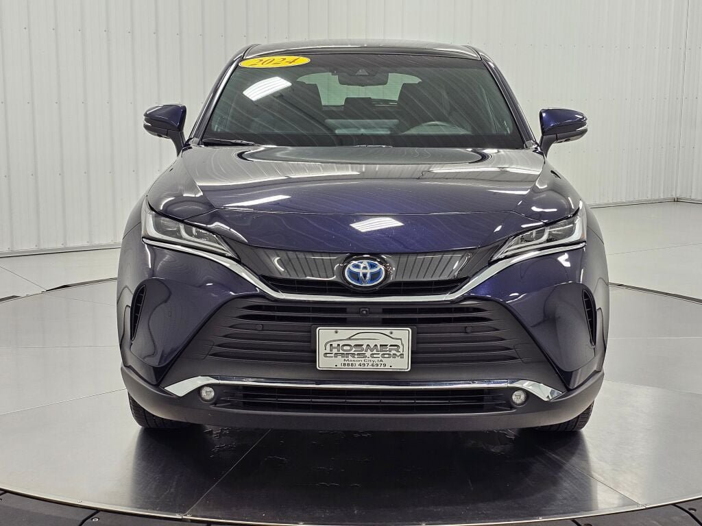 Used 2024 Toyota Venza Limited AWD/4WD image 8