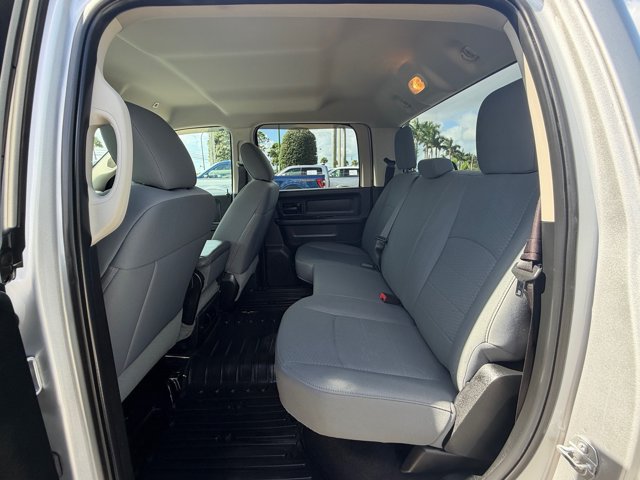 Used 2018 RAM 1500 Express w/ Express Value Package RWD image 18