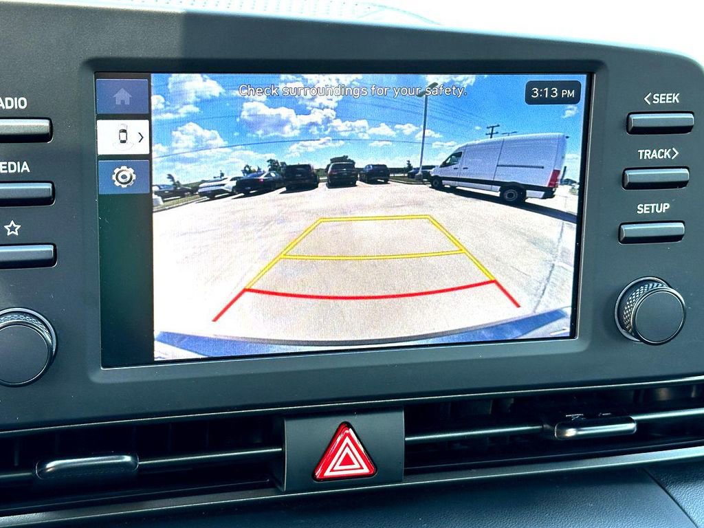 Used 2025 Hyundai Elantra Sport image 22