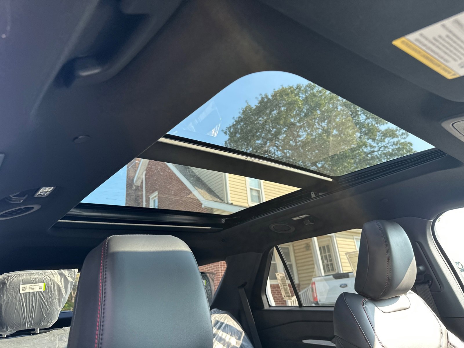 New 2025 Ford Explorer ST-Line w/ Premium Package image 13