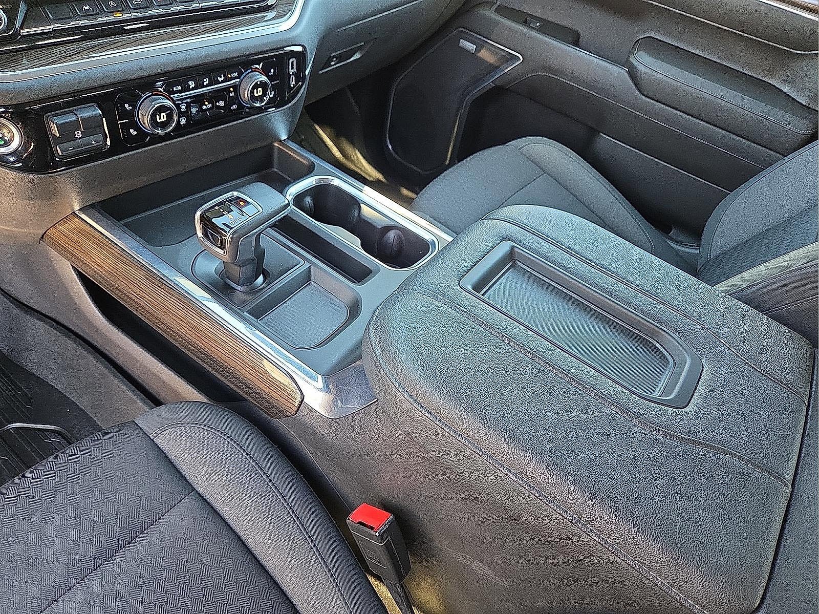 Used 2022 Chevrolet Silverado 1500 RST image 25