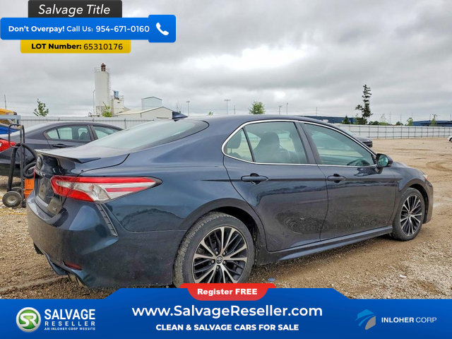 Used 2019 Toyota Camry SE FWD image 4