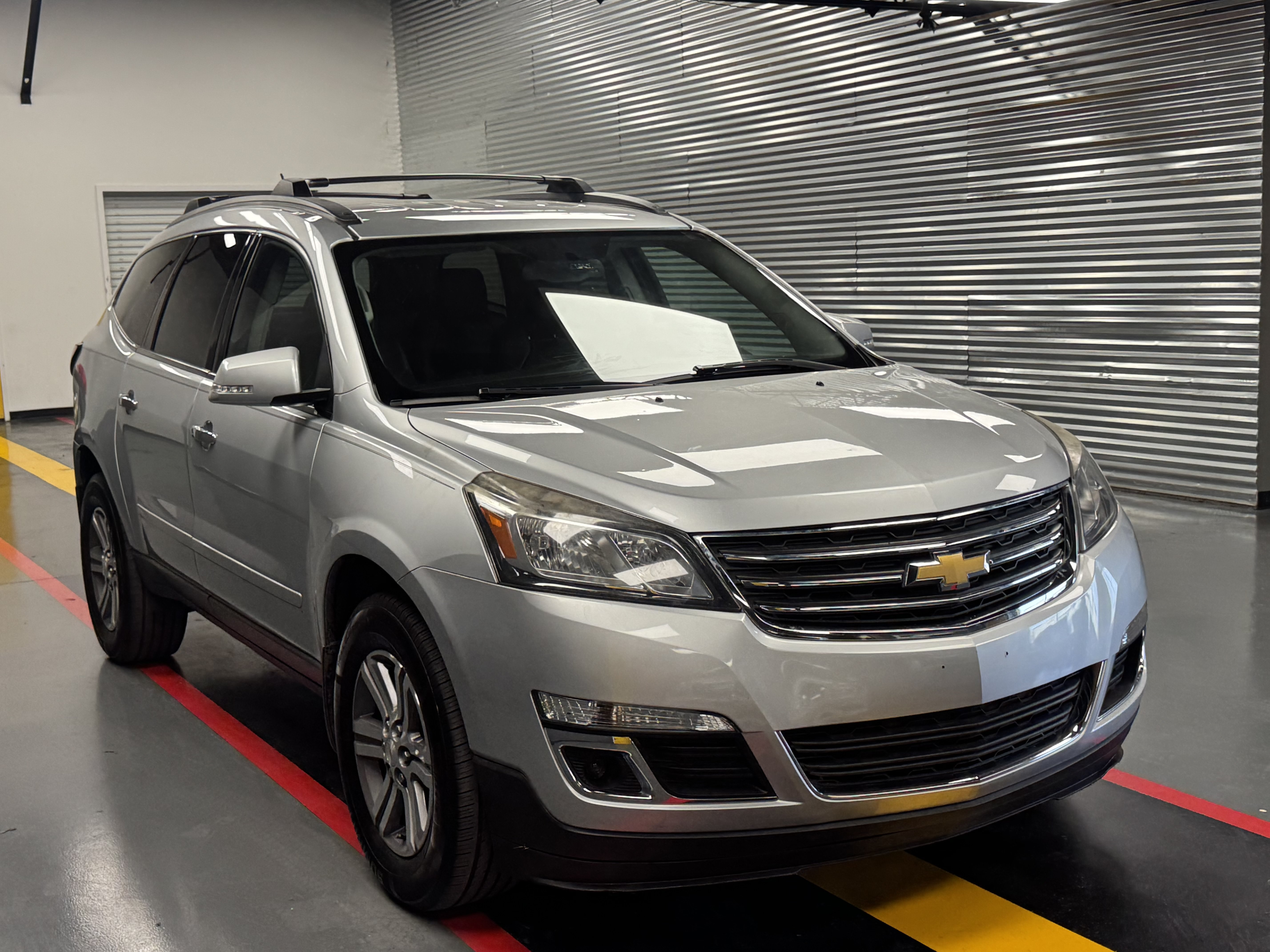 Used 2015 Chevrolet Traverse LT FWD image 8