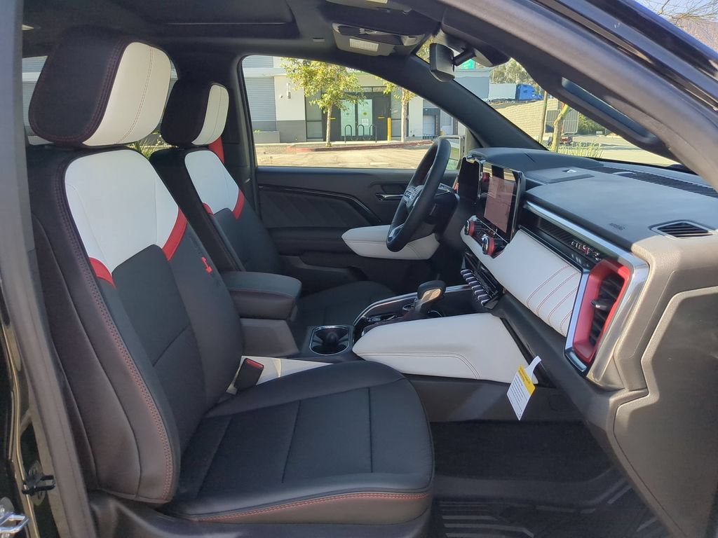 New 2026 GMC Canyon AT4X AWD/4WD image 25
