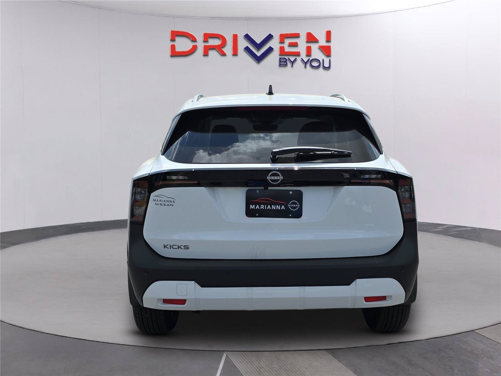 New 2026 Nissan Kicks SV w/ SV Premium Package FWD image 5