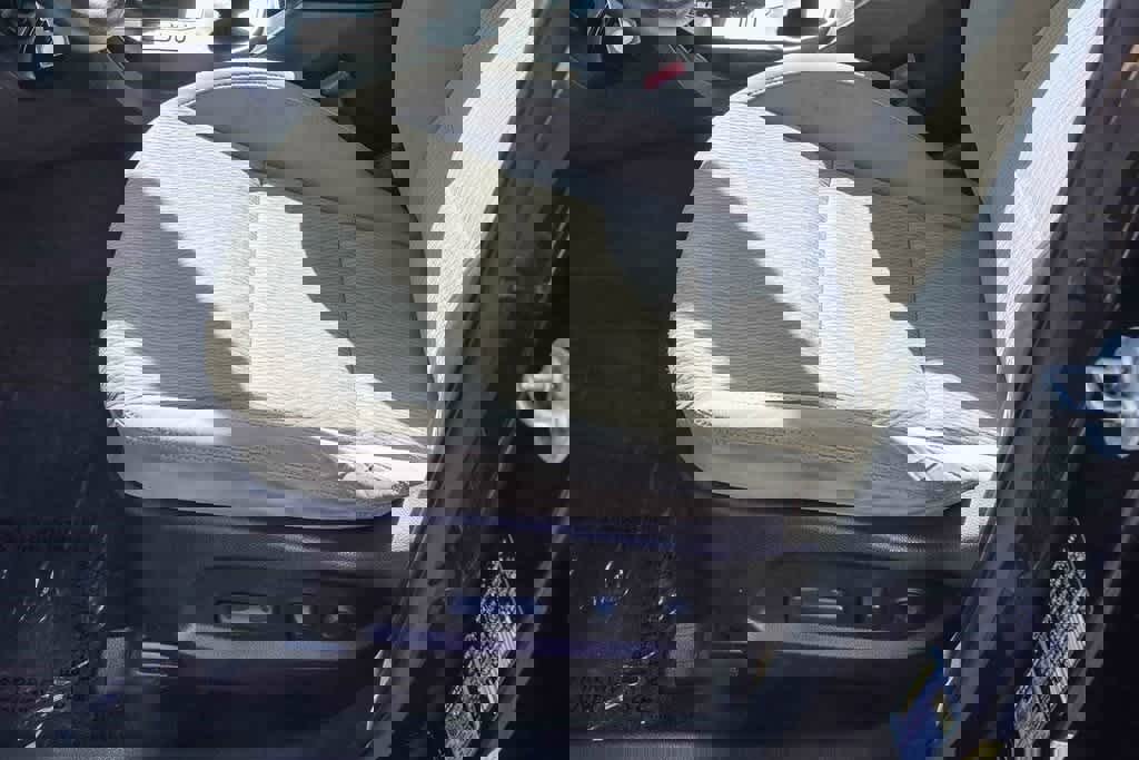 Used 2018 Hyundai Santa Fe SE image 21