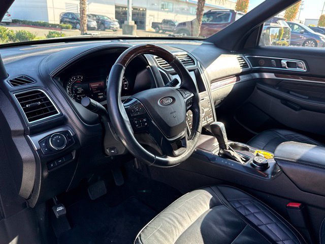 Used 2017 Ford Explorer Platinum AWD/4WD image 10