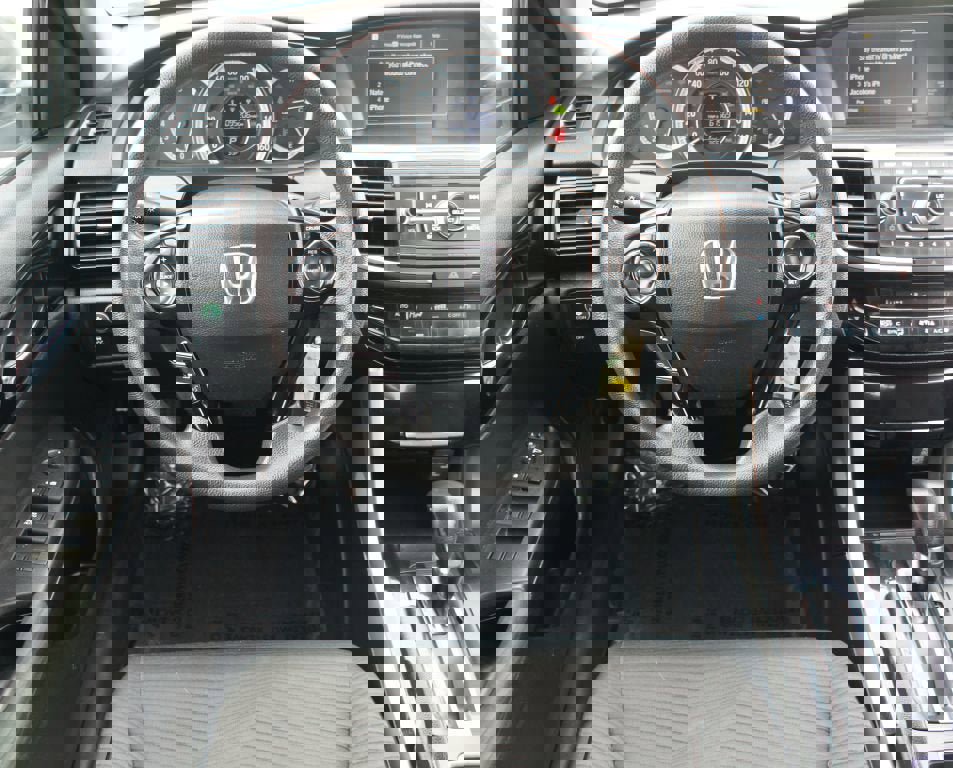 Used 2016 Honda Accord LX image 5