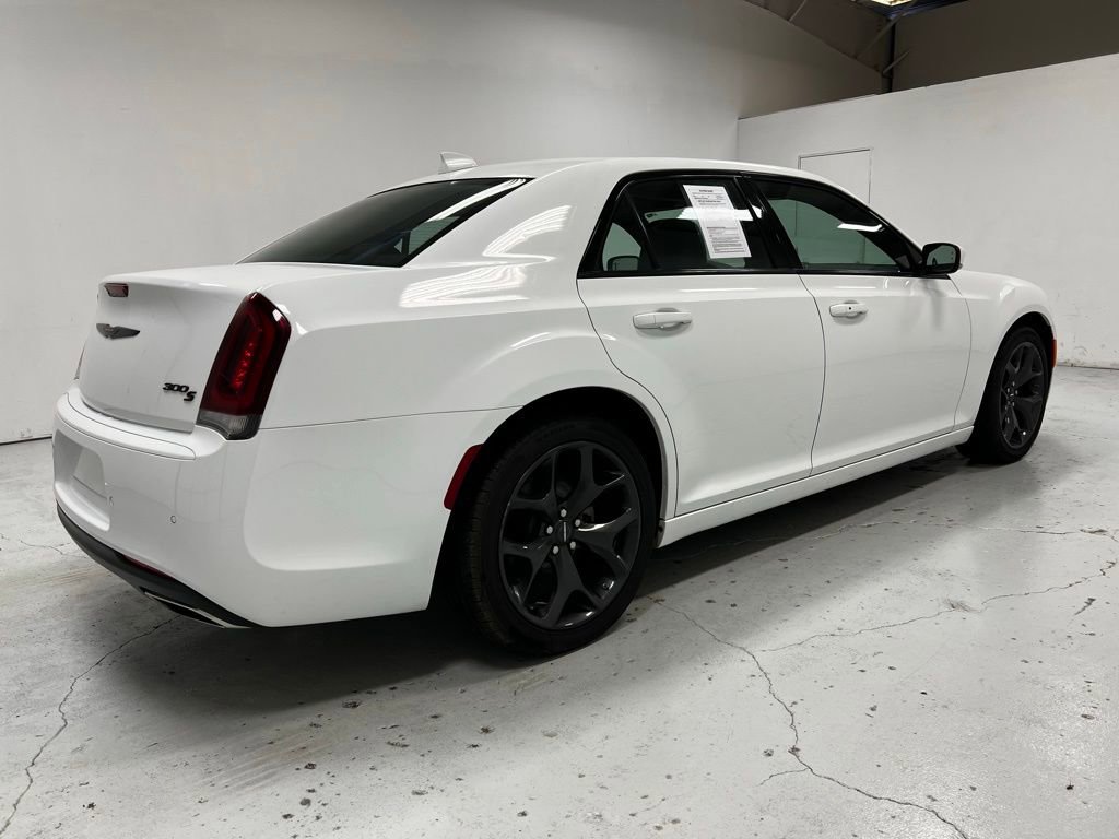 Used 2023 Chrysler 300 S image 8
