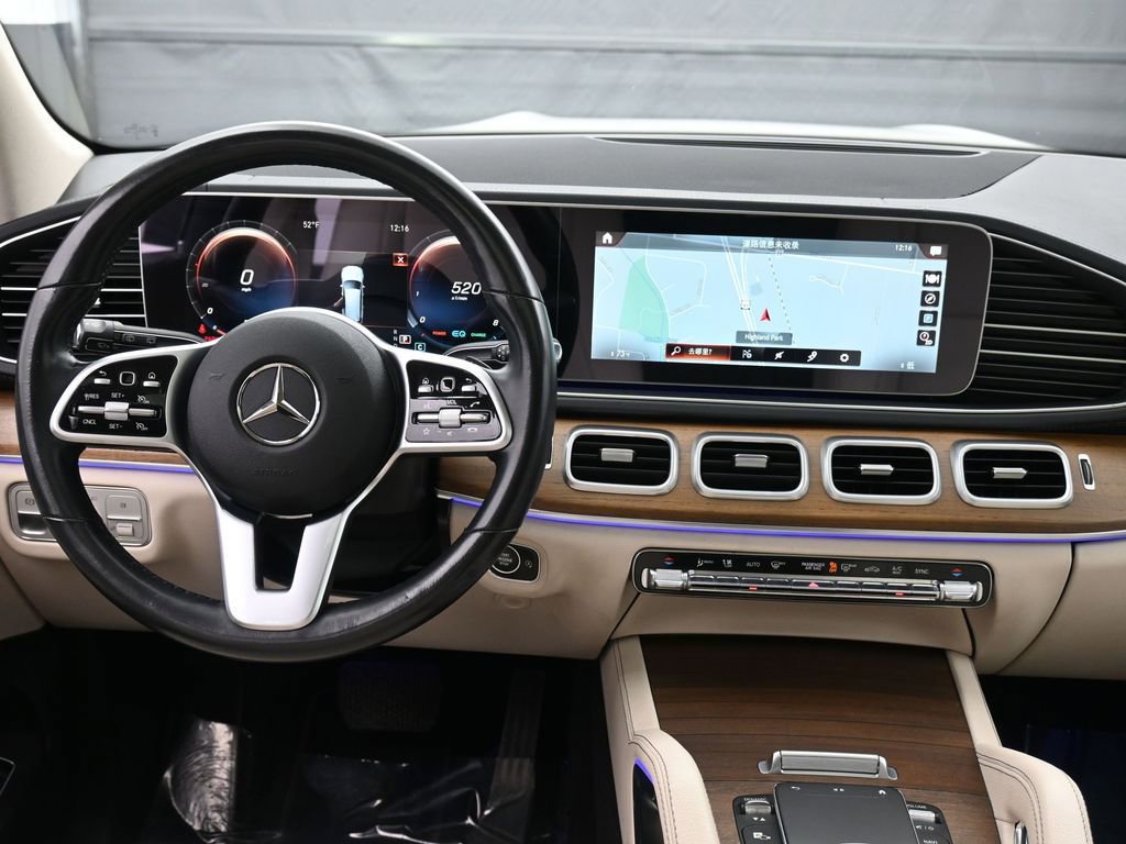 Used 2021 Mercedes-Benz GLS 450 4MATIC image 11