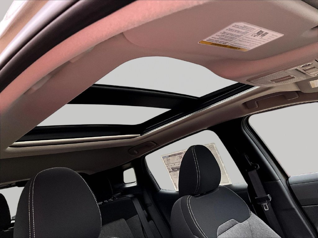 New 2026 Nissan Kicks SV w/ SV Premium Package AWD/4WD image 32