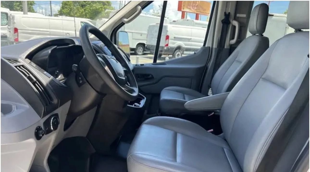 Used 2018 Ford Transit 350 XL RWD image 13