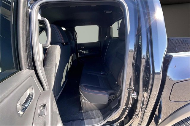 Certified 2025 Nissan Frontier PRO-4X w/ Pro Convenience Package image 24