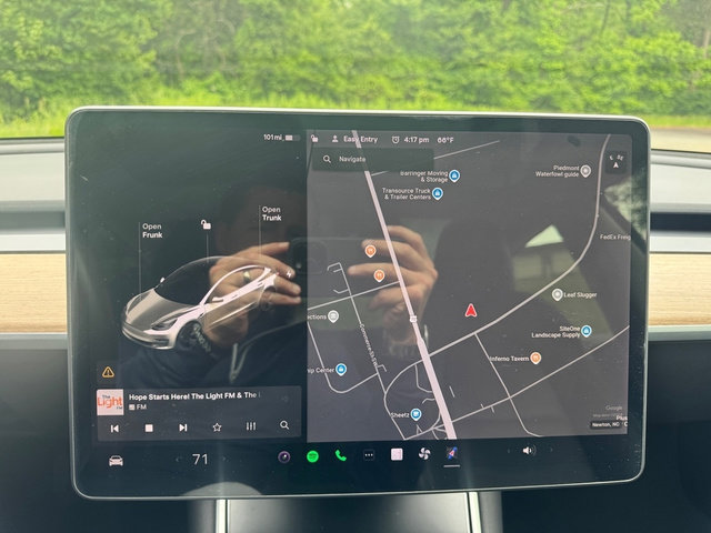 Used 2019 Tesla Model 3 Mid Range RWD image 18