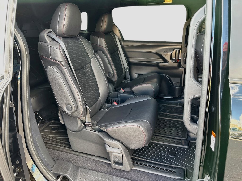 New 2026 Toyota Sienna XSE FWD image 22