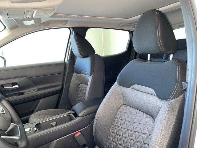 New 2026 Nissan Kicks SV w/ SV Premium Package image 19