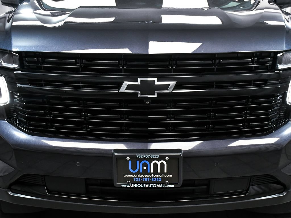 Used 2024 Chevrolet Suburban RST w/ Luxury Package AWD/4WD image 74