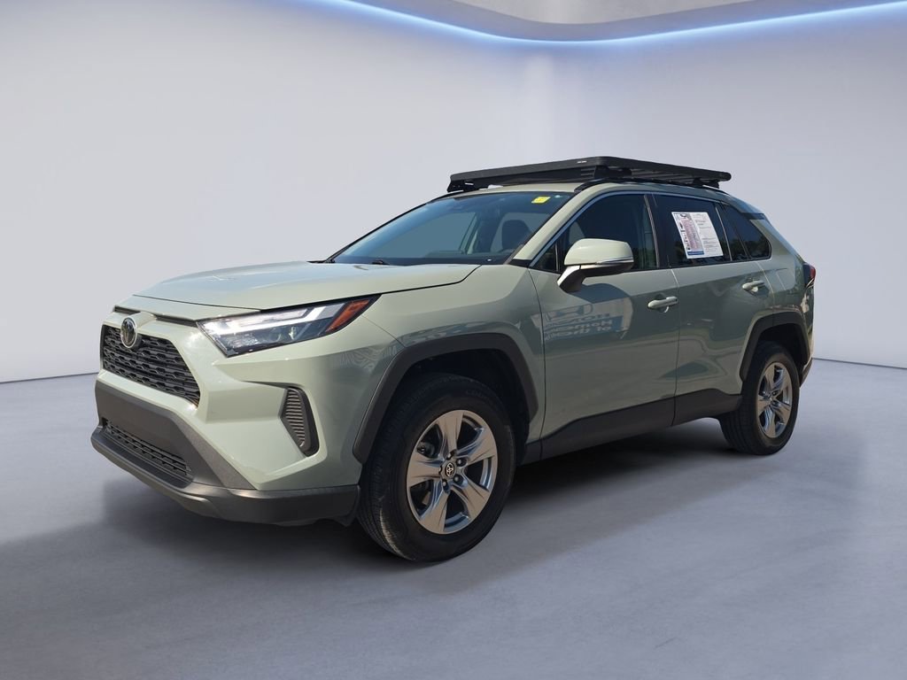 Used 2022 Toyota RAV4 XLE w/ Convenience Package FWD video 1