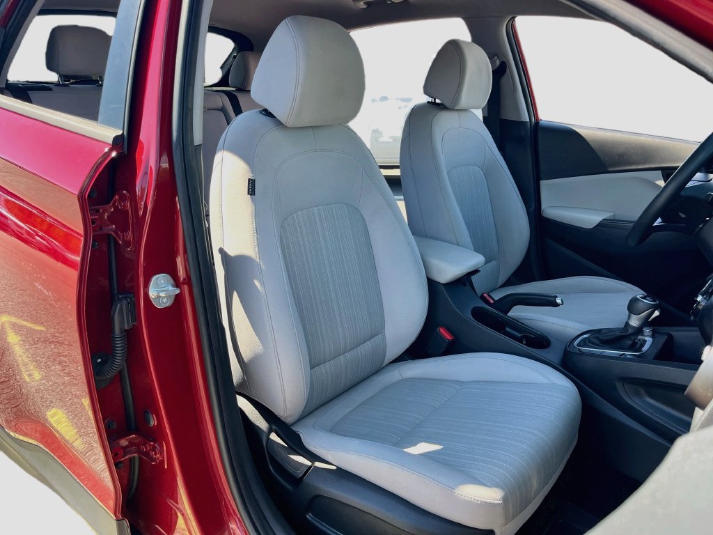 Used 2023 Hyundai Kona SEL FWD image 25