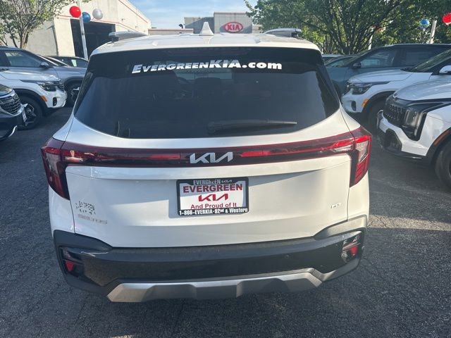 Used 2025 Kia Seltos EX w/ EX Sunroof Package AWD/4WD image 5