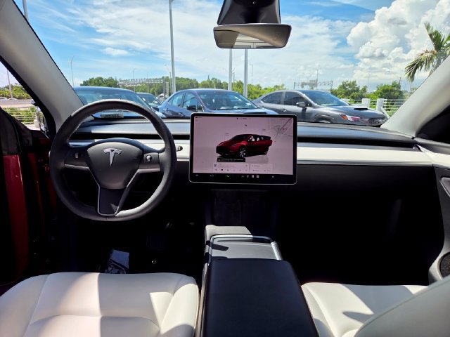 Used 2022 Tesla Model Y Long Range AWD/4WD image 25