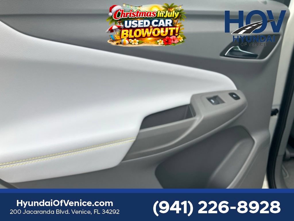 Used 2023 Chevrolet Bolt EUV Premier w/ Sun & Sound Package FWD image 40