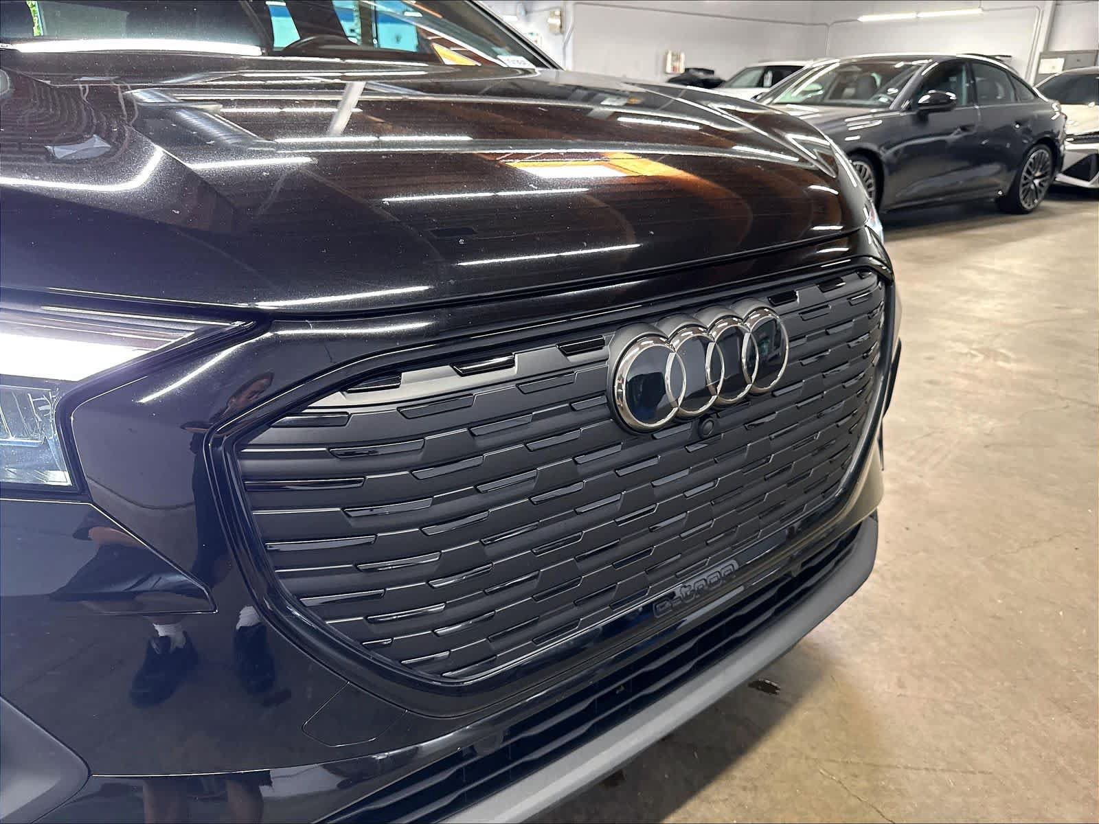 Certified 2024 Audi Q4 e-tron Premium Plus w/ Premium Plus AWD/4WD image 32