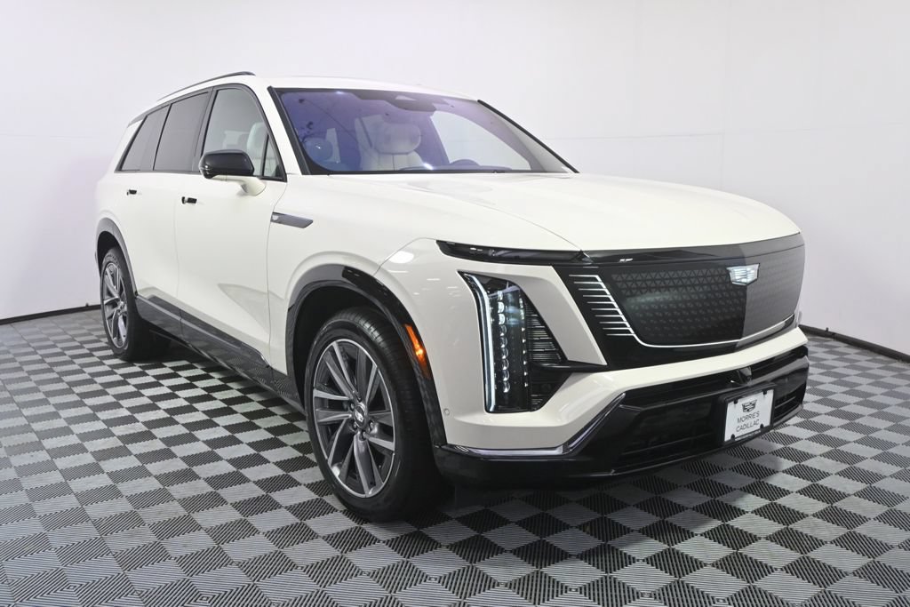 New 2027 Cadillac Vistiq Sport w/ LPO, Floor Liner Package AWD/4WD image 9