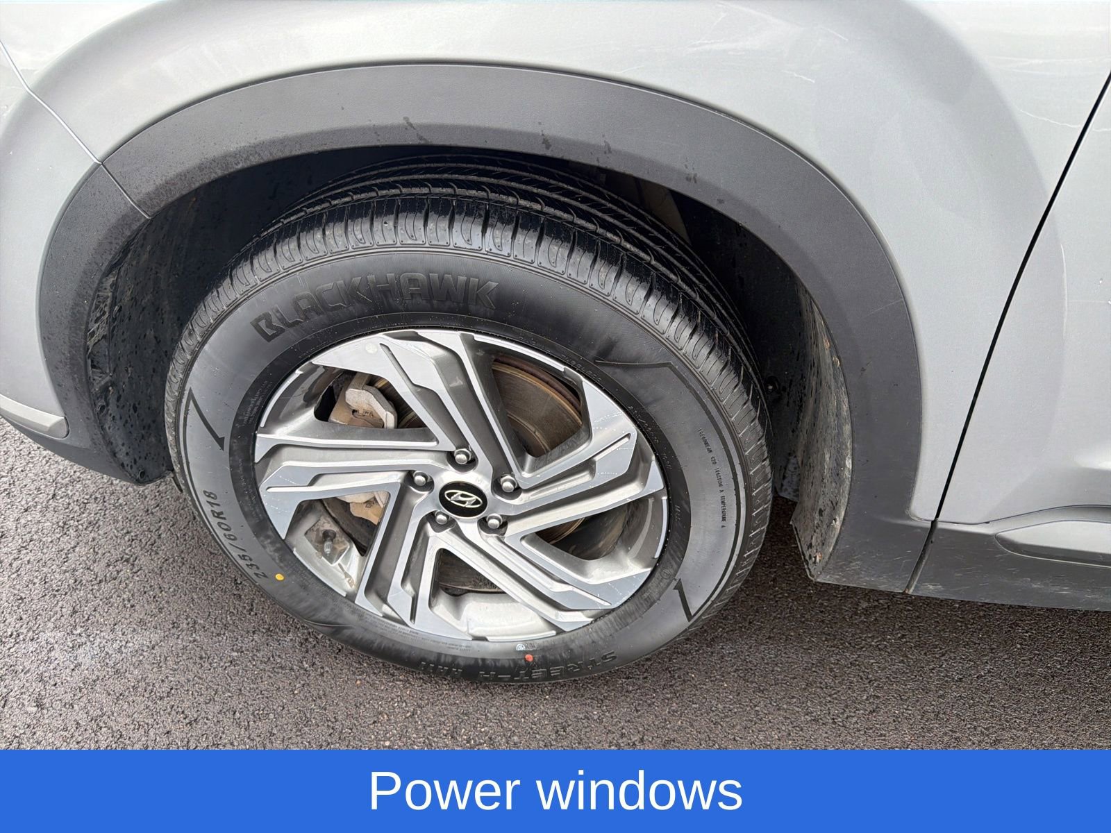 Used 2023 Hyundai Santa Fe SEL image 27