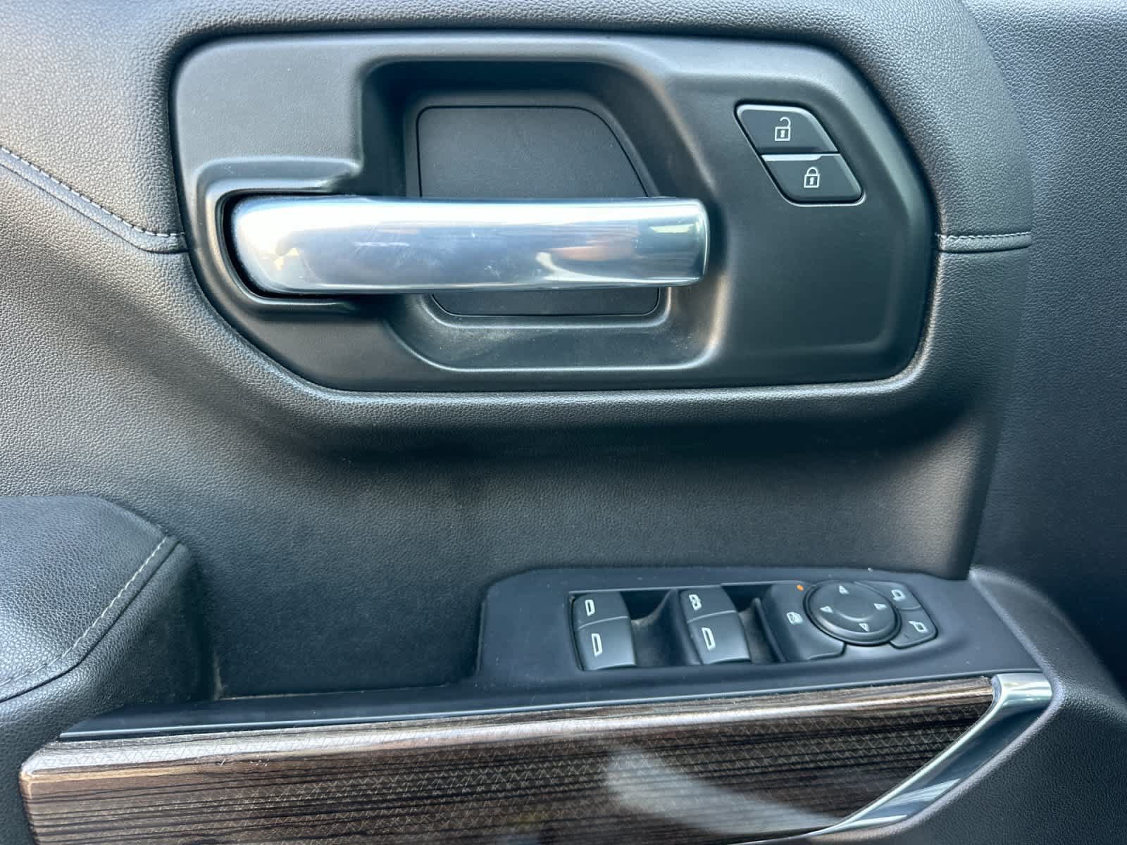 Used 2020 Chevrolet Silverado 1500 LT w/ All-Star Edition RWD image 13
