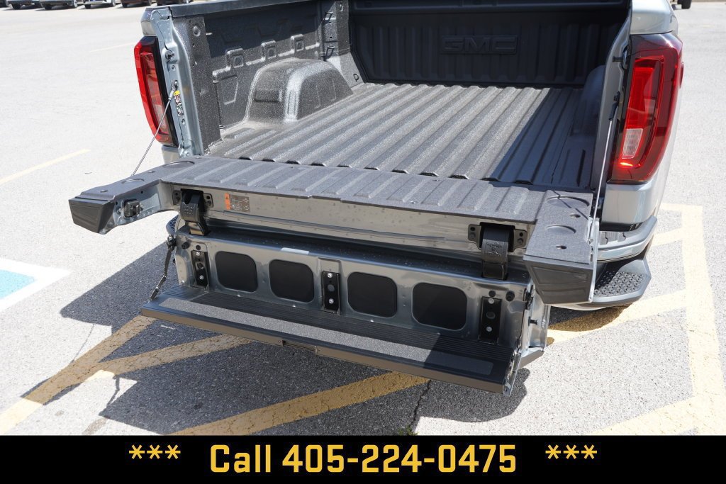 New 2026 GMC Sierra 1500 AT4 w/ AT4 Premium Package AWD/4WD image 18