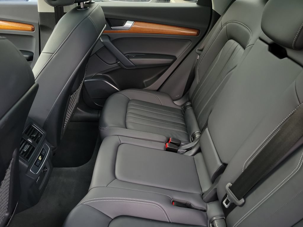 Certified 2023 Audi Q5 Premium w/ Convenience Package AWD/4WD image 26
